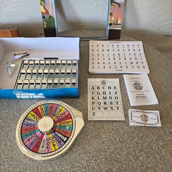 Wheel Of Fortune Deluxe 25th Silver Anniversary Edition with all pieces 2007 - Picture 2 of 8